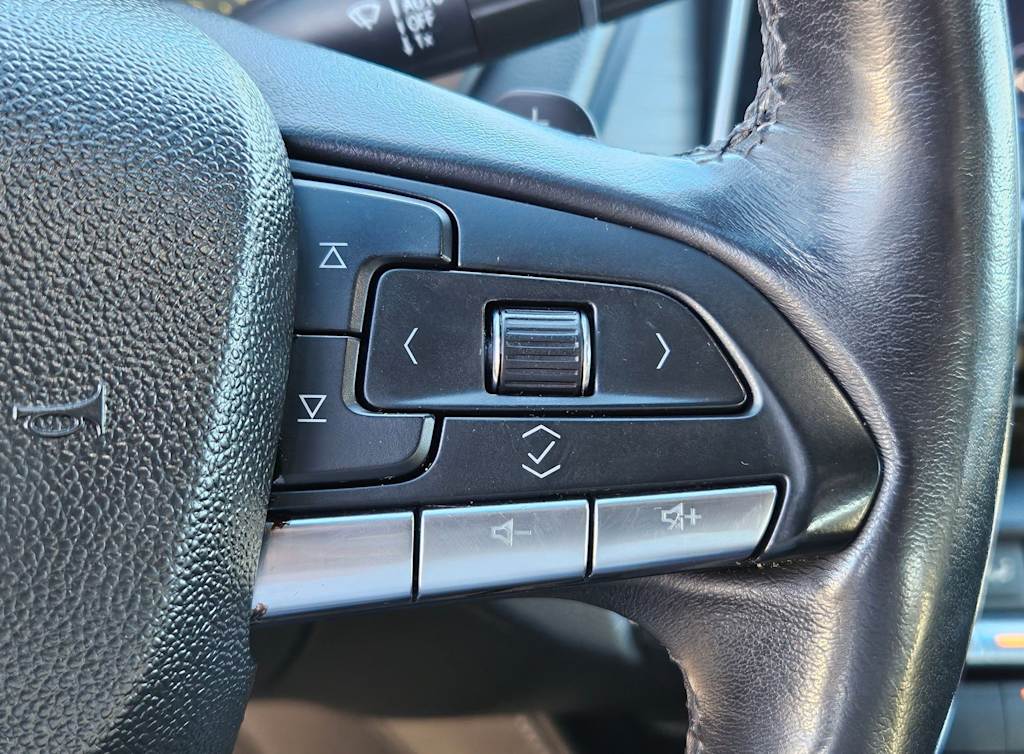 Thumbnail: 2023 Cadillac CT4 - 30