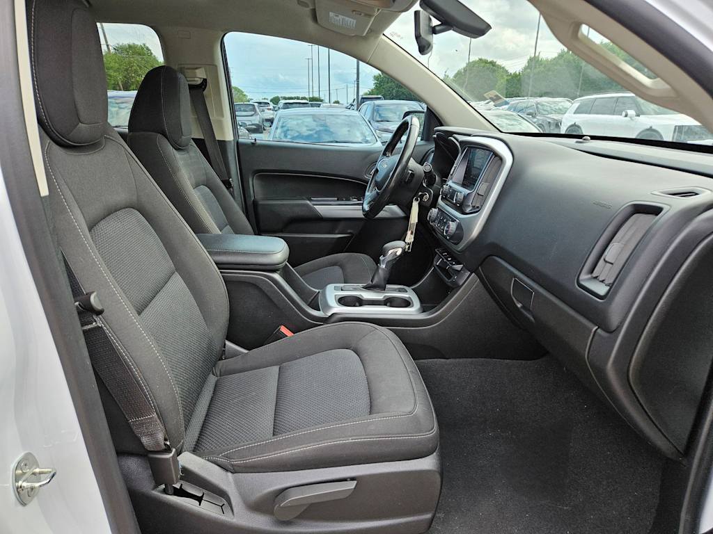 Thumbnail: 2022 Chevrolet Colorado - 10