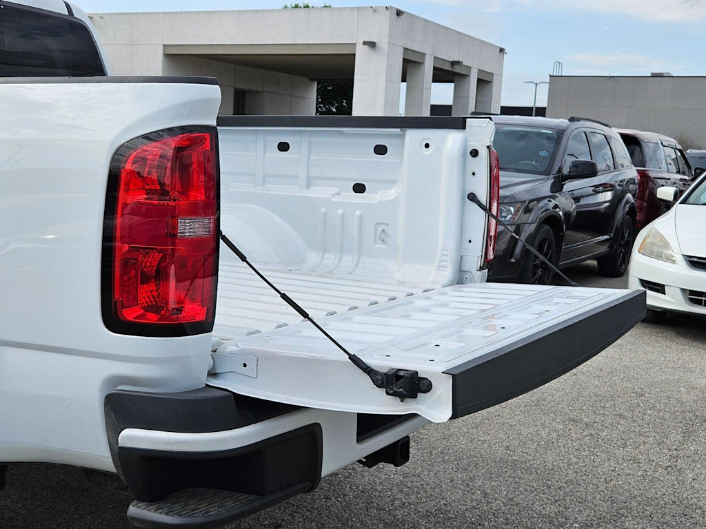 Thumbnail: 2022 Chevrolet Colorado - 22