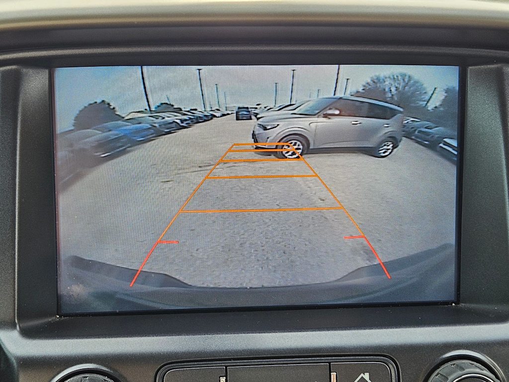 Thumbnail: 2016 Chevrolet Colorado - 24