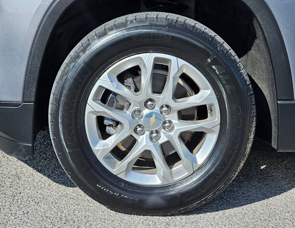 Thumbnail: 2020 Chevrolet Traverse - 8