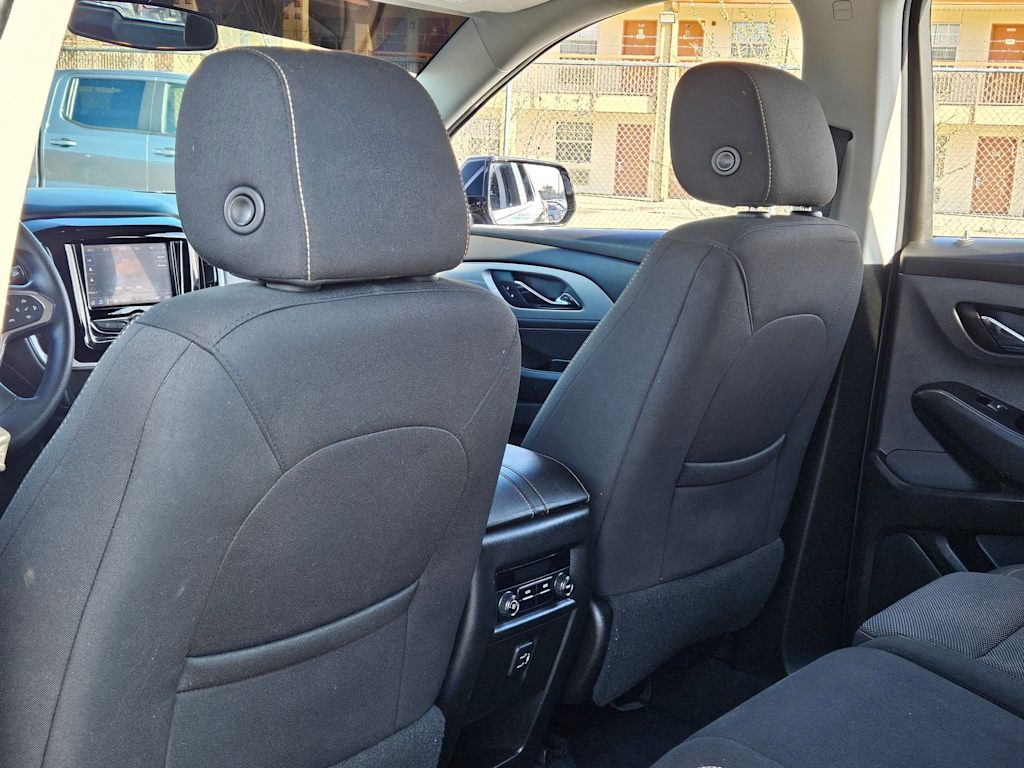 Thumbnail: 2020 Chevrolet Traverse - 12