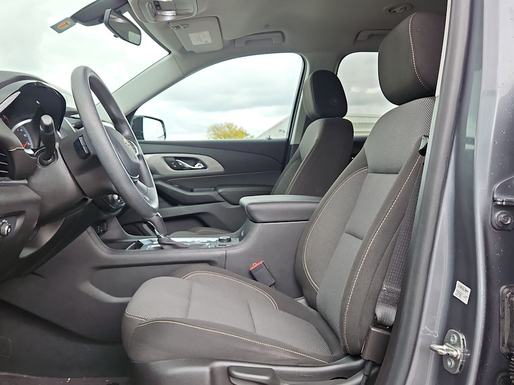 Thumbnail: 2020 Chevrolet Traverse - 10