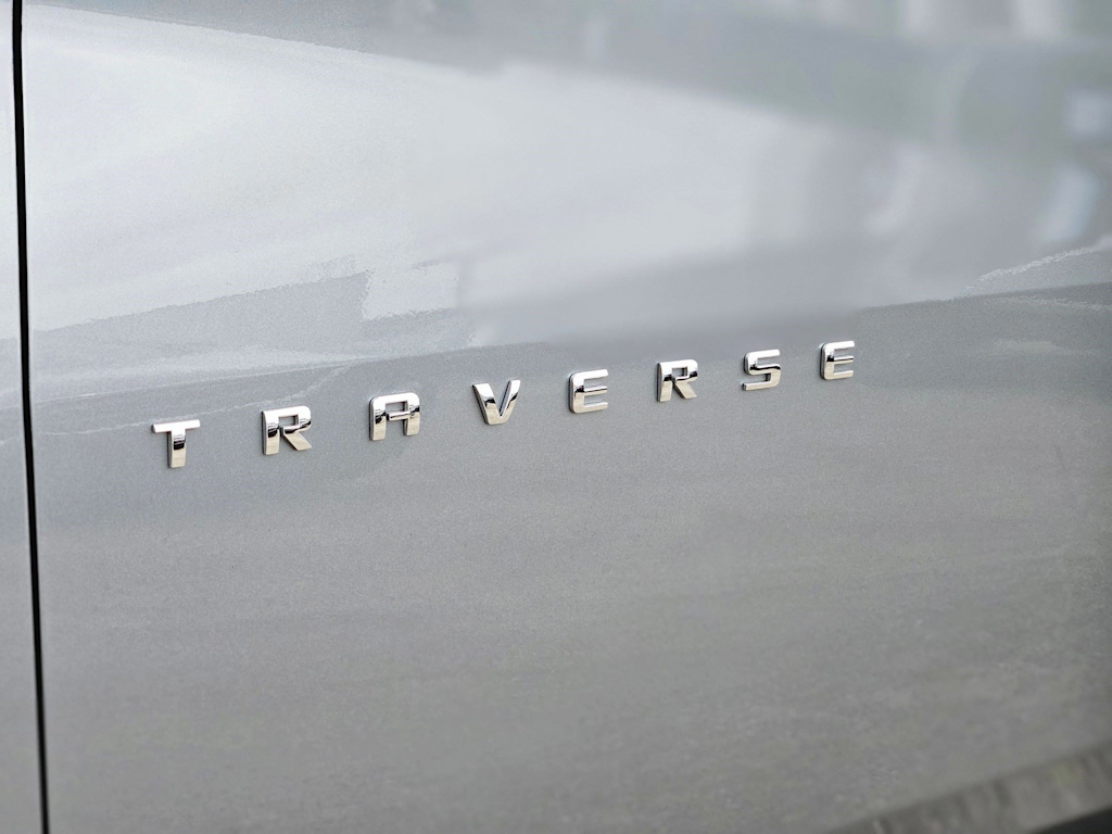 Thumbnail: 2023 Chevrolet Traverse - 27