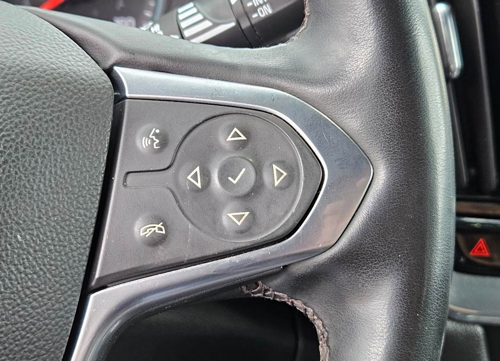 Thumbnail: 2023 Chevrolet Traverse - 31