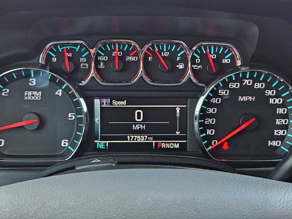 Thumbnail: 2016 Chevrolet Tahoe - 12