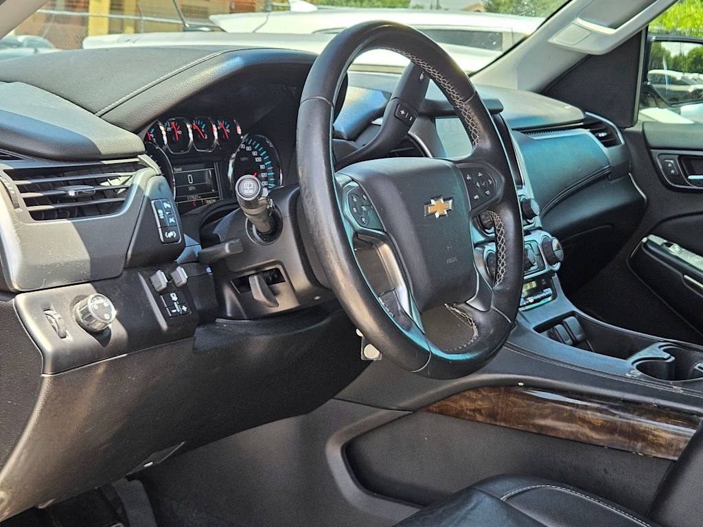 Thumbnail: 2016 Chevrolet Tahoe - 2