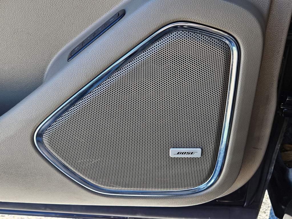 Thumbnail: 2020 Chevrolet Tahoe - 35