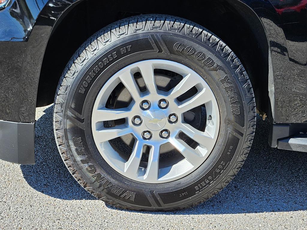 Thumbnail: 2020 Chevrolet Tahoe - 8