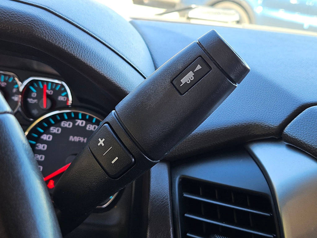 Thumbnail: 2020 Chevrolet Tahoe - 14