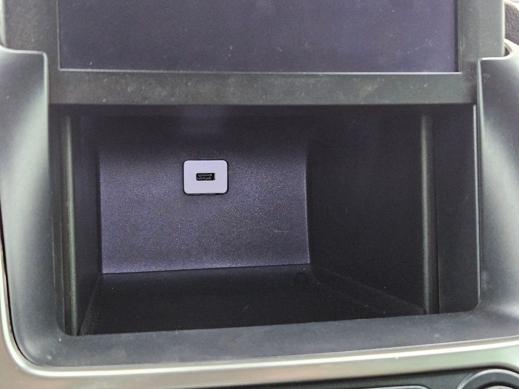 Thumbnail: 2020 Chevrolet Tahoe - 36