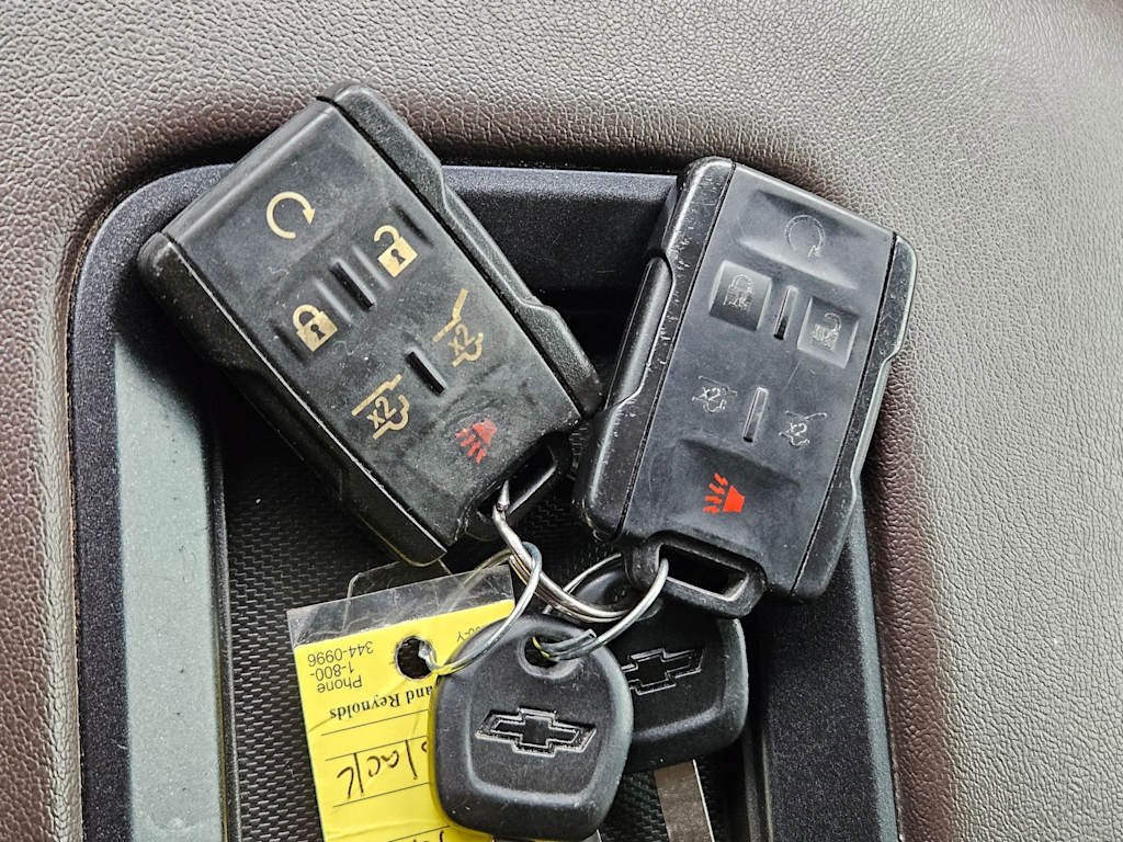 Thumbnail: 2020 Chevrolet Tahoe - 18