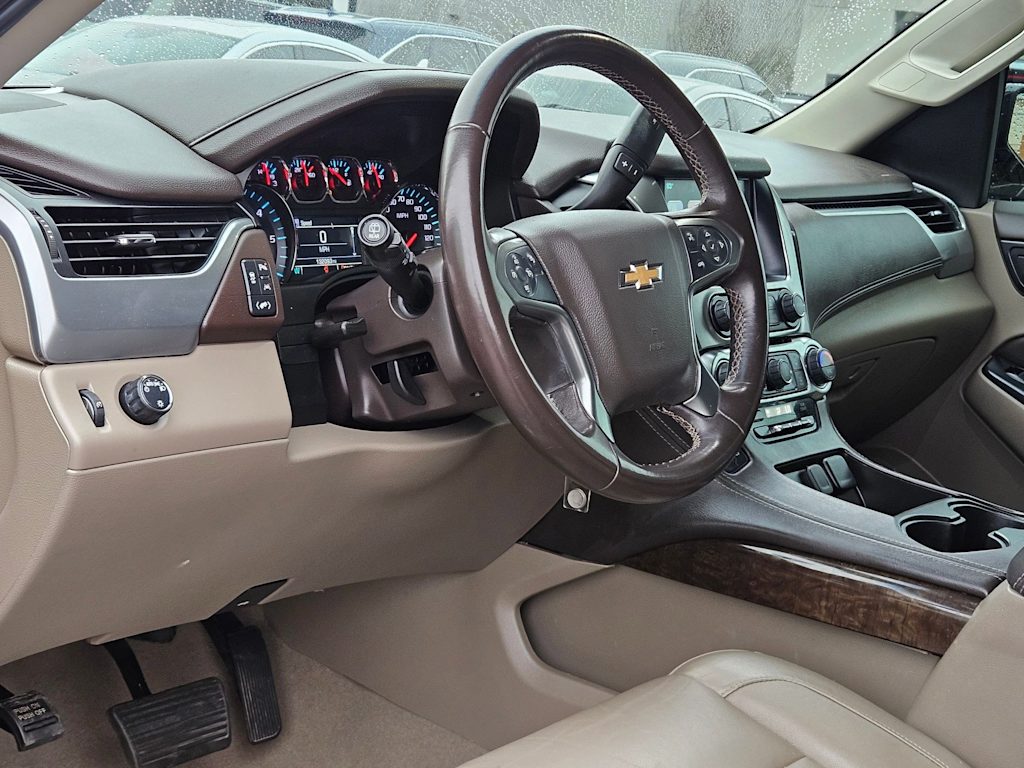 Thumbnail: 2020 Chevrolet Tahoe - 2