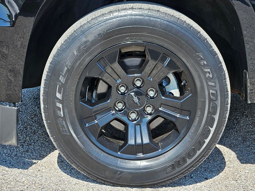 Thumbnail: 2019 Chevrolet Tahoe - 5