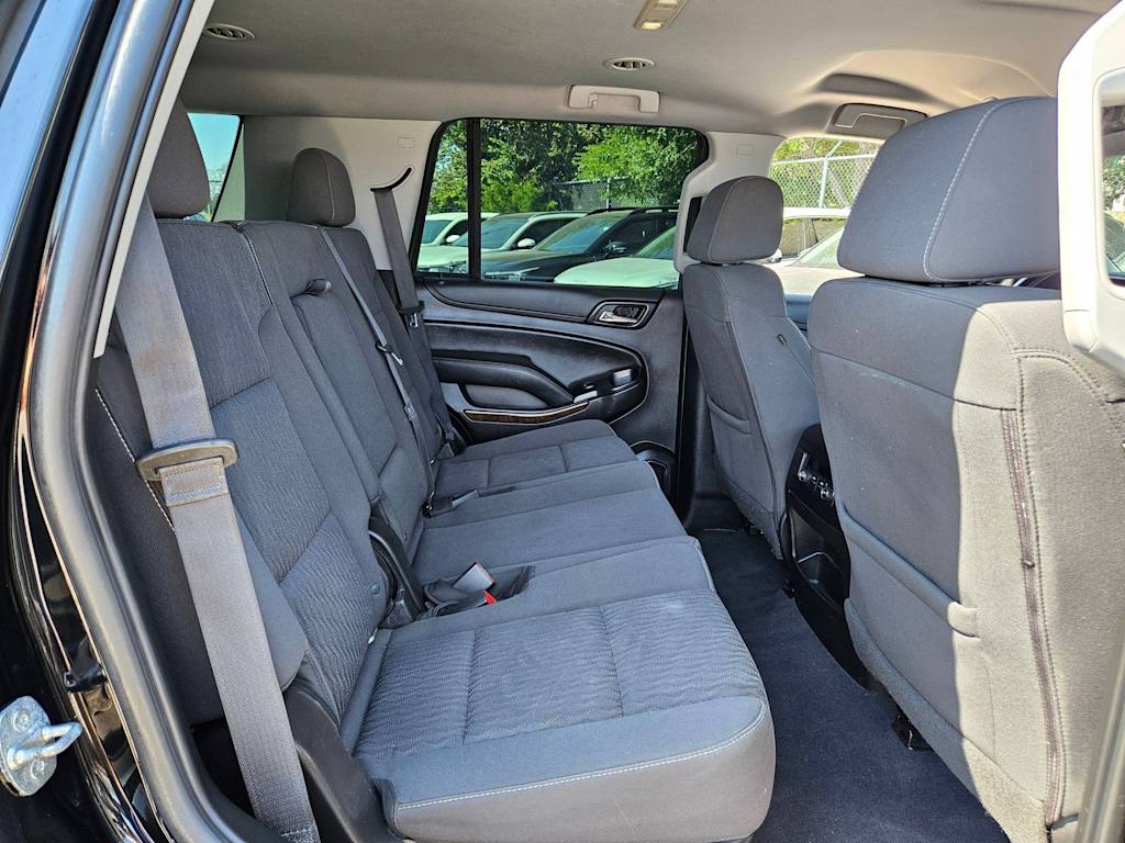 Thumbnail: 2019 Chevrolet Tahoe - 18