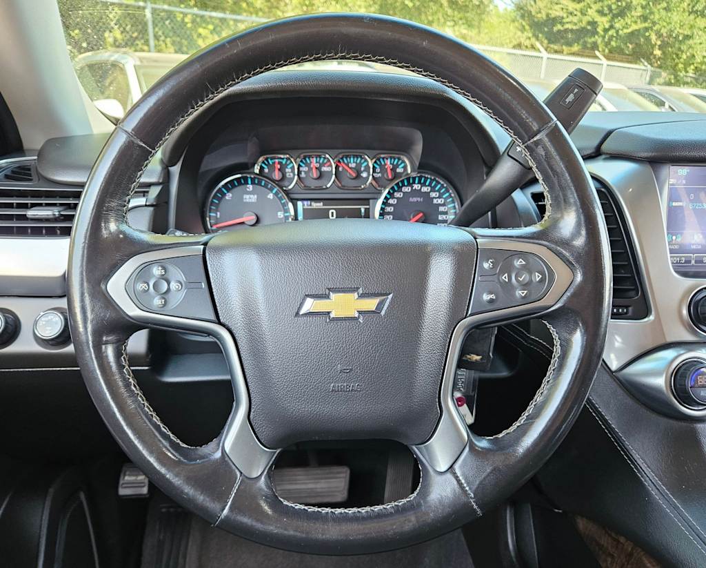 Thumbnail: 2019 Chevrolet Tahoe - 10