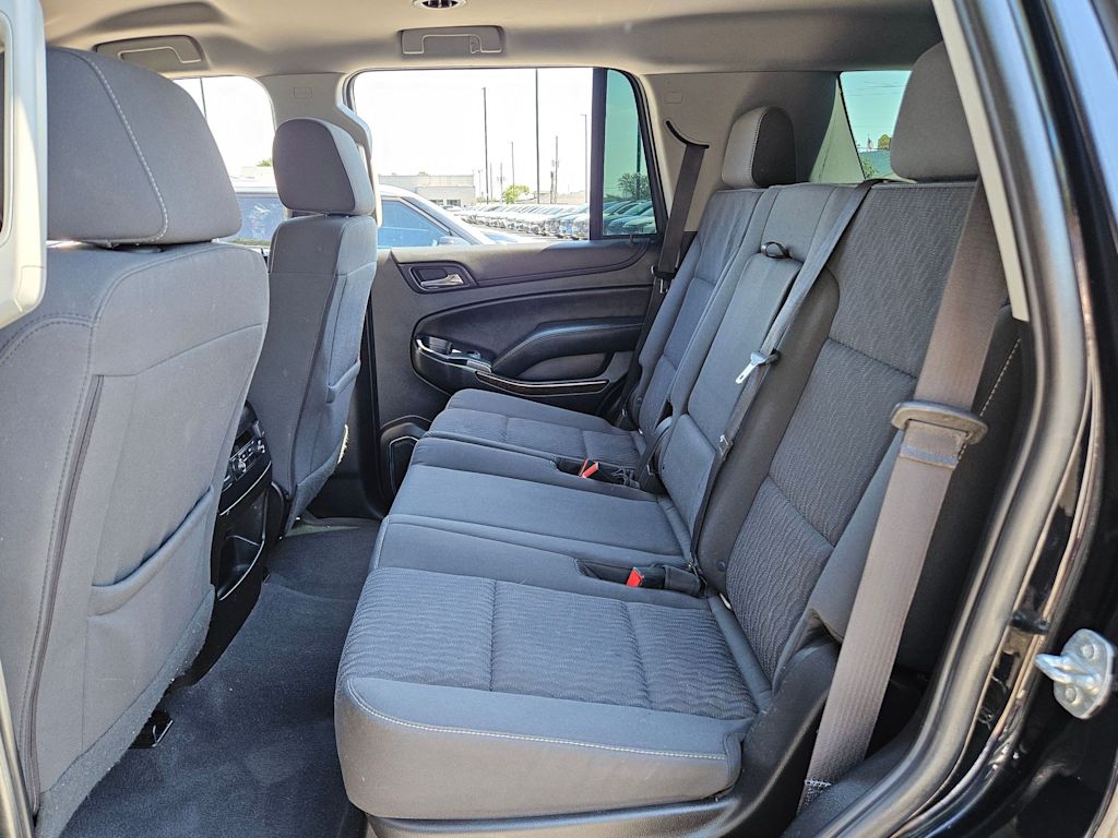 Thumbnail: 2019 Chevrolet Tahoe - 17