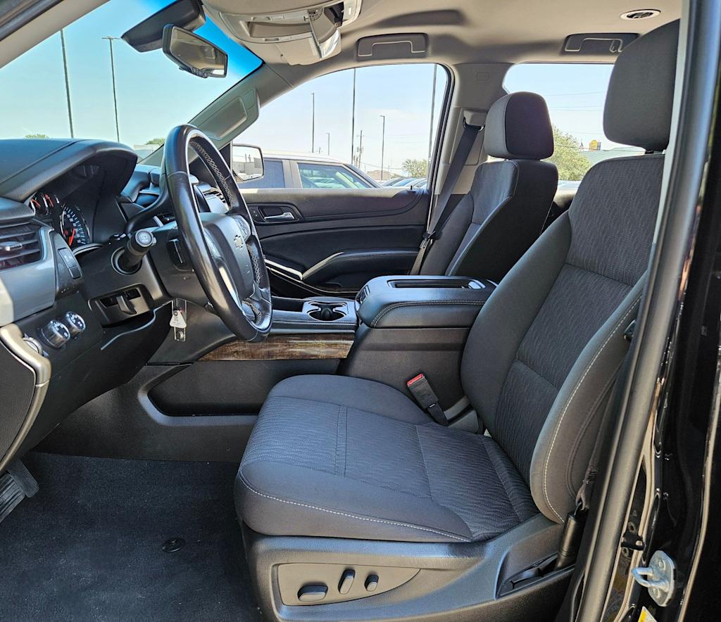 Thumbnail: 2019 Chevrolet Tahoe - 7