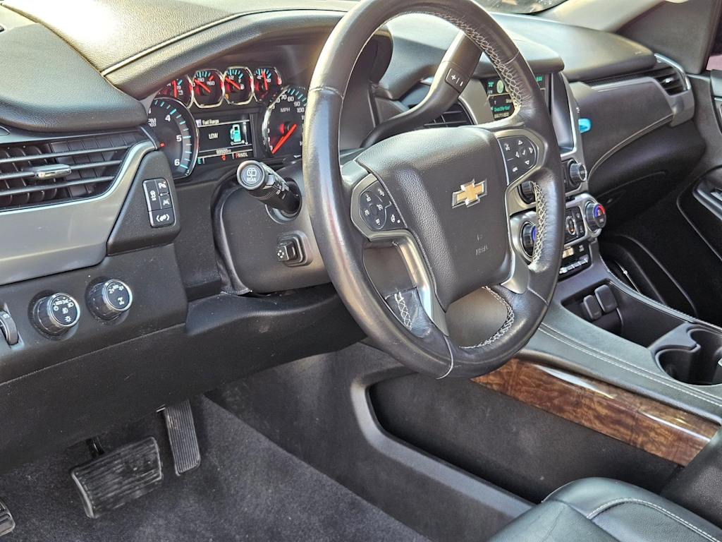 Thumbnail: 2019 Chevrolet Tahoe - 2
