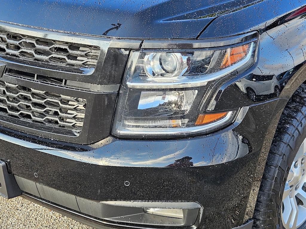 Thumbnail: 2019 Chevrolet Tahoe - 16