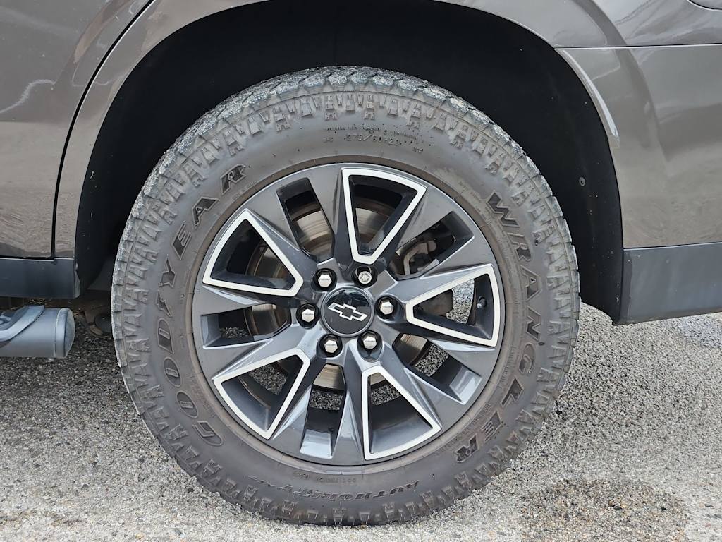 Thumbnail: 2021 Chevrolet Tahoe - 6