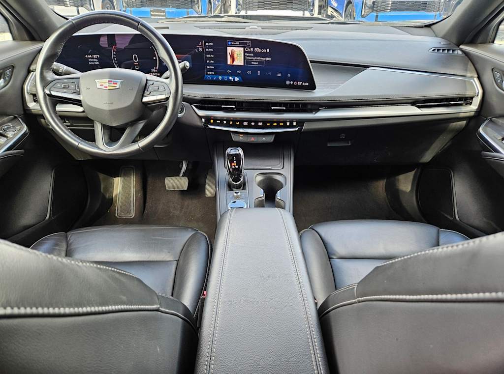 Thumbnail: 2024 Cadillac XT4 - 6