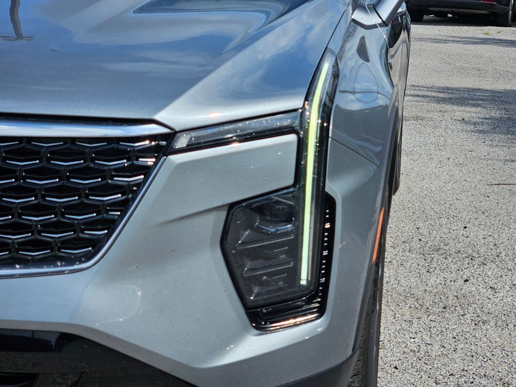 Thumbnail: 2024 Cadillac XT4 - 19