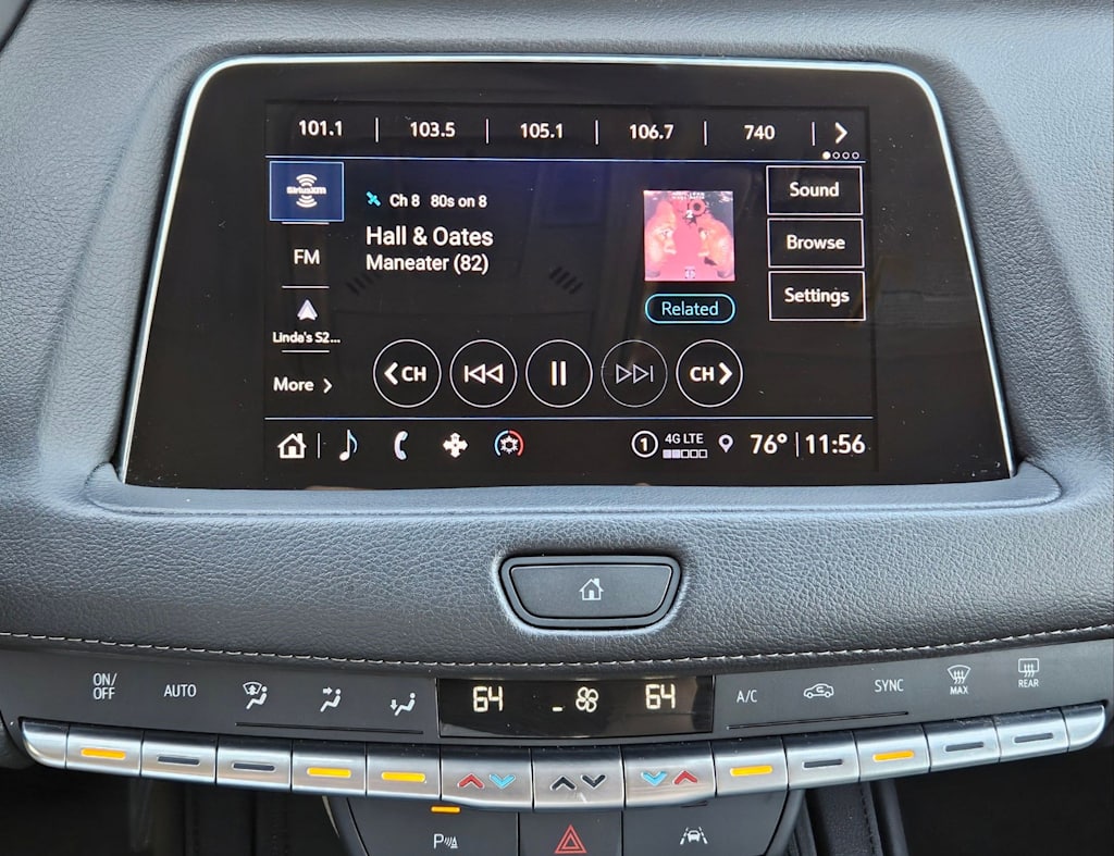 Thumbnail: 2023 Cadillac XT4 - 13