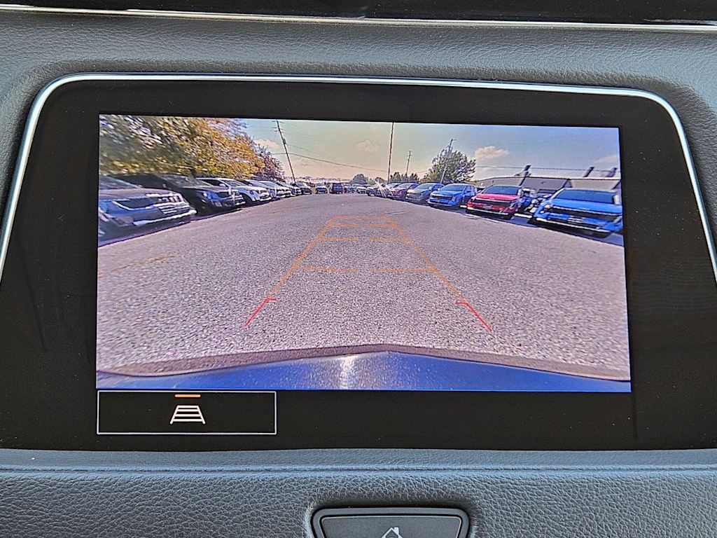 Thumbnail: 2023 Cadillac XT4 - 30