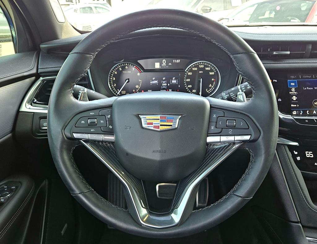 Thumbnail: 2025 Cadillac XT6 - 12