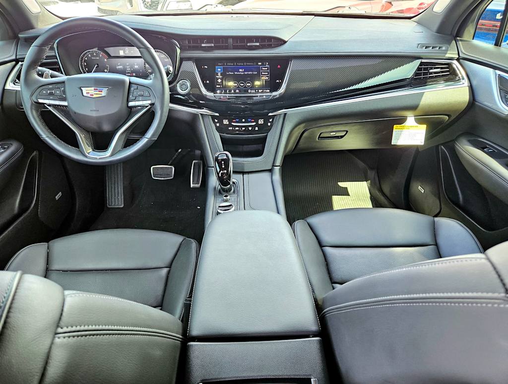 Thumbnail: 2025 Cadillac XT6 - 9