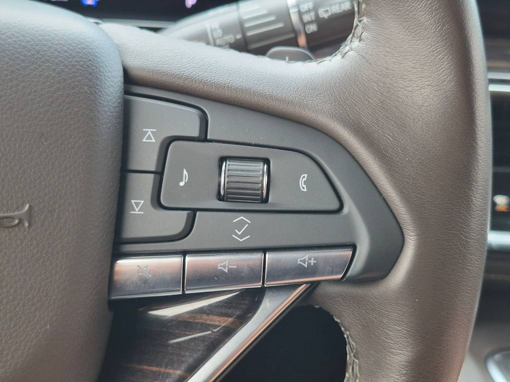 Thumbnail: 2023 Cadillac Escalade - 28