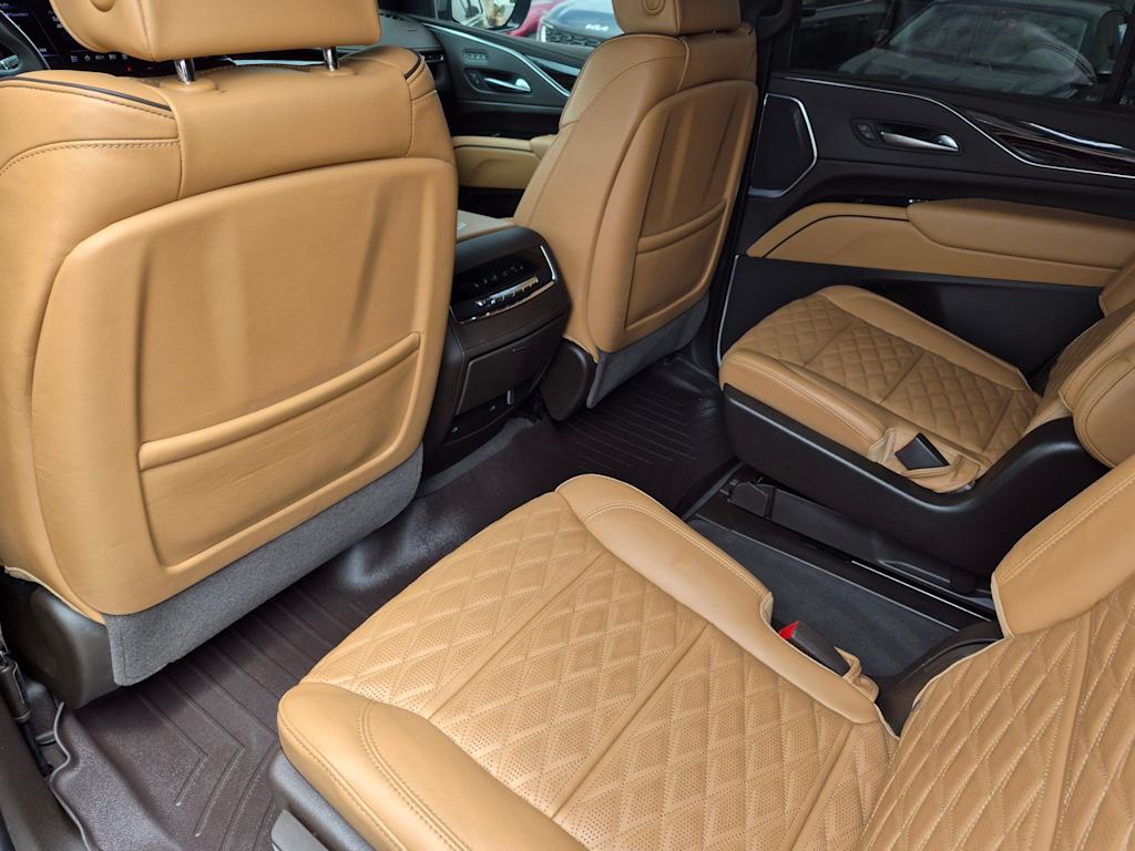 Thumbnail: 2023 Cadillac Escalade - 11