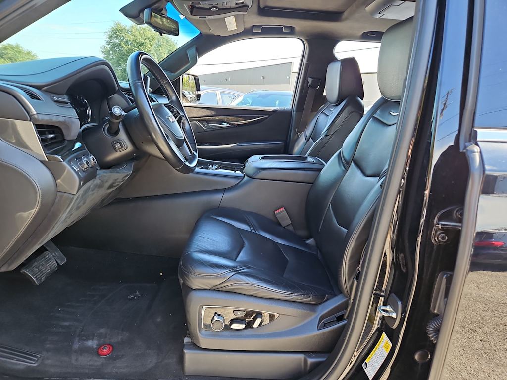 Thumbnail: 2017 Cadillac Escalade - 7