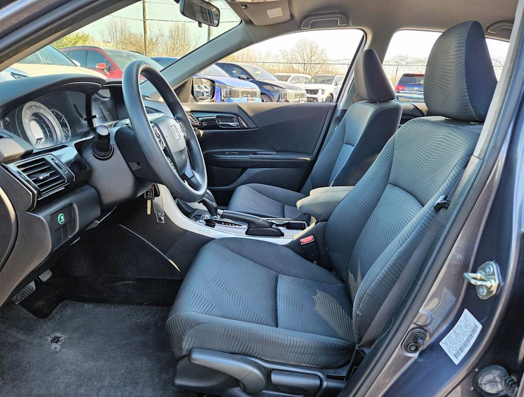 Thumbnail: 2017 Honda Accord - 10