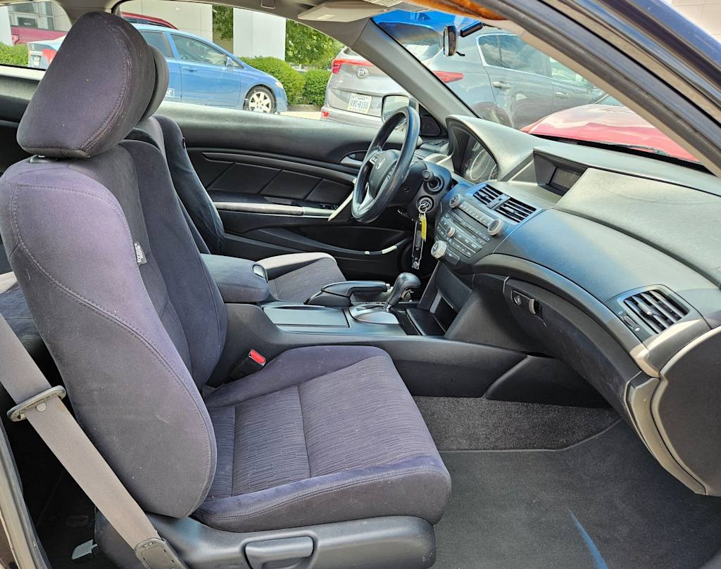 Thumbnail: 2011 Honda Accord - 10