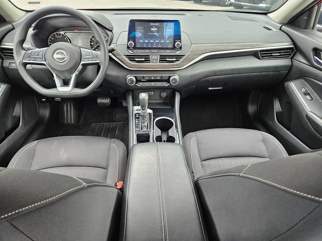 Thumbnail: 2024 Nissan Altima - 9