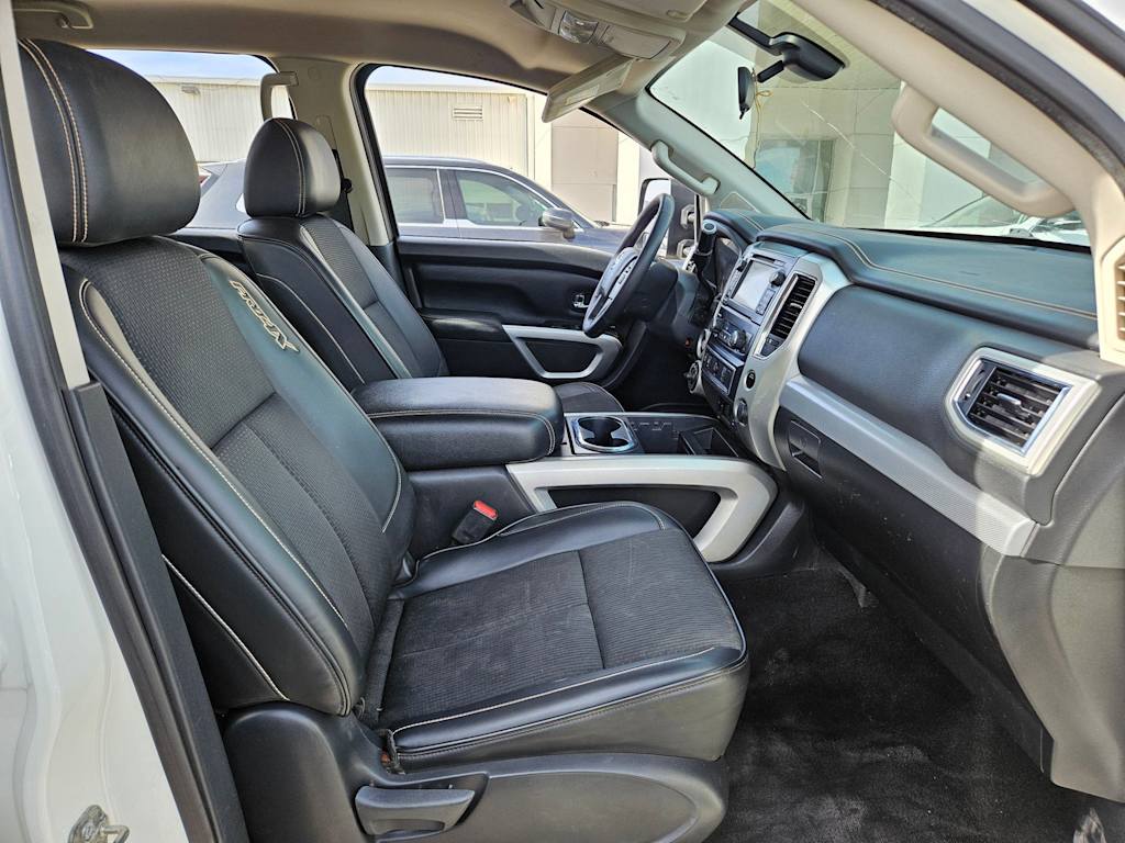 Thumbnail: 2018 Nissan Titan - 11