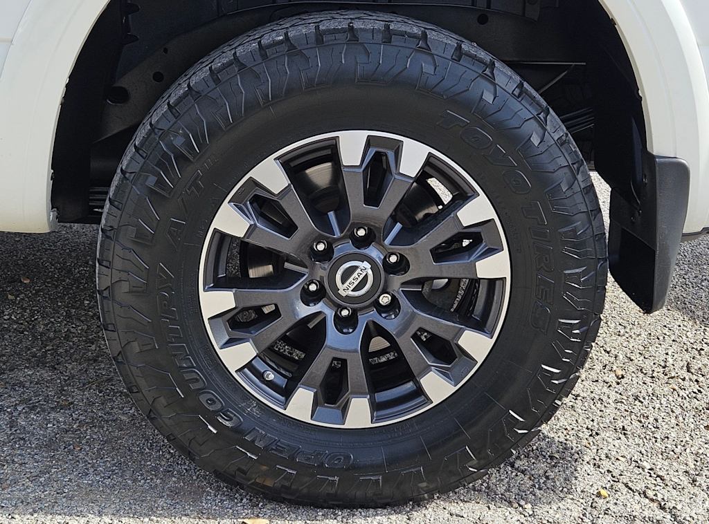 Thumbnail: 2018 Nissan Titan - 8