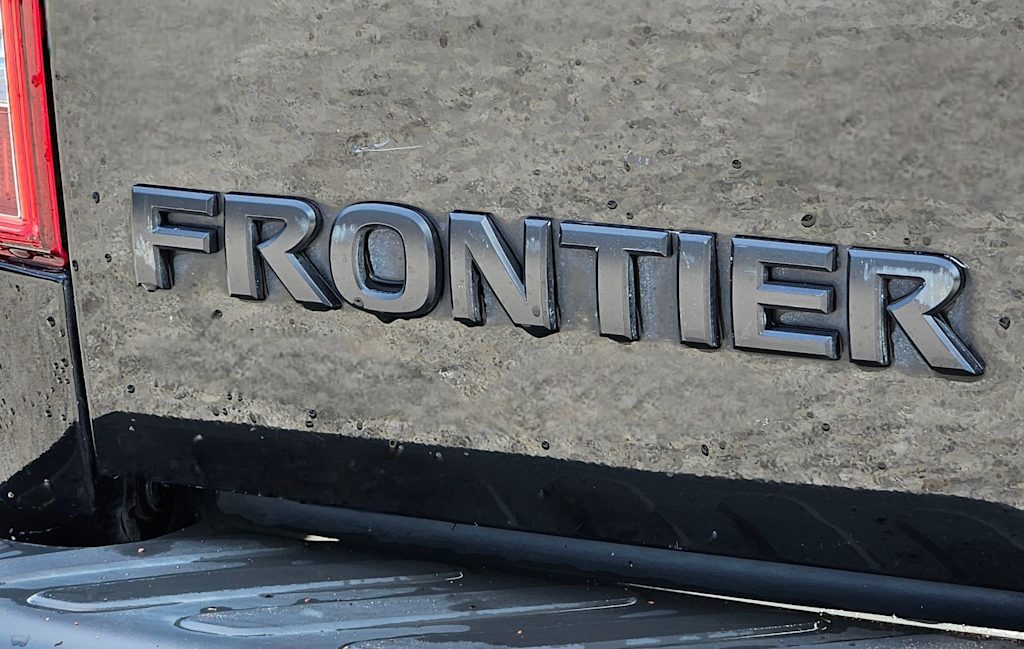 Thumbnail: 2019 Nissan Frontier - 16