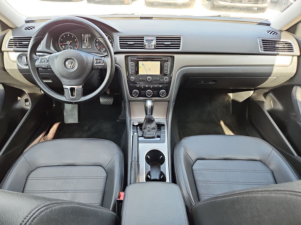 Thumbnail: 2015 Volkswagen Passat - 7