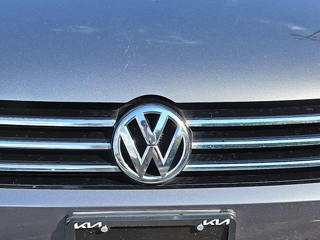 Thumbnail: 2015 Volkswagen Passat - 6