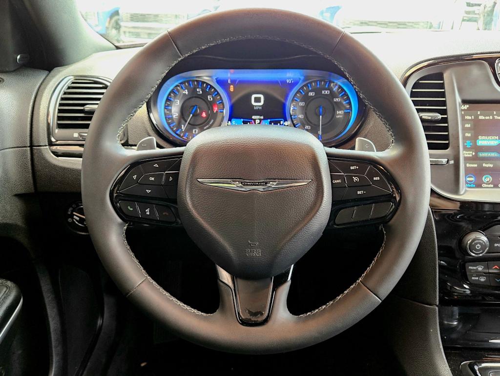 Thumbnail: 2023 Chrysler 300 - 13