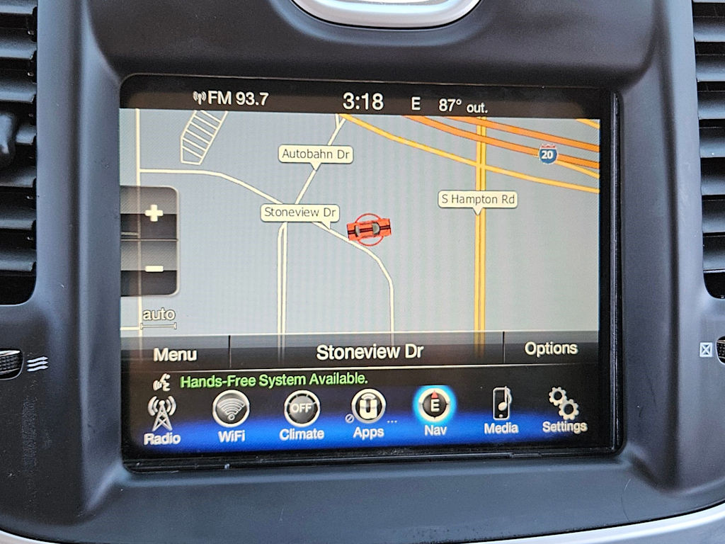 2022 Chrysler 300 Touring 13