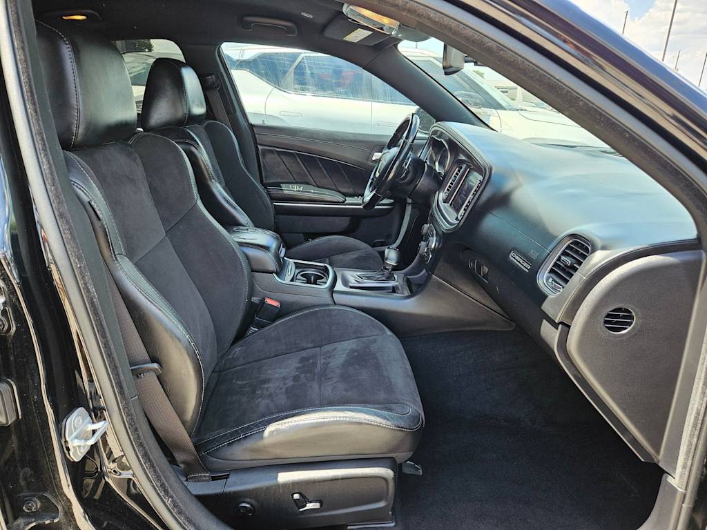 Thumbnail: 2019 Dodge Charger - 28