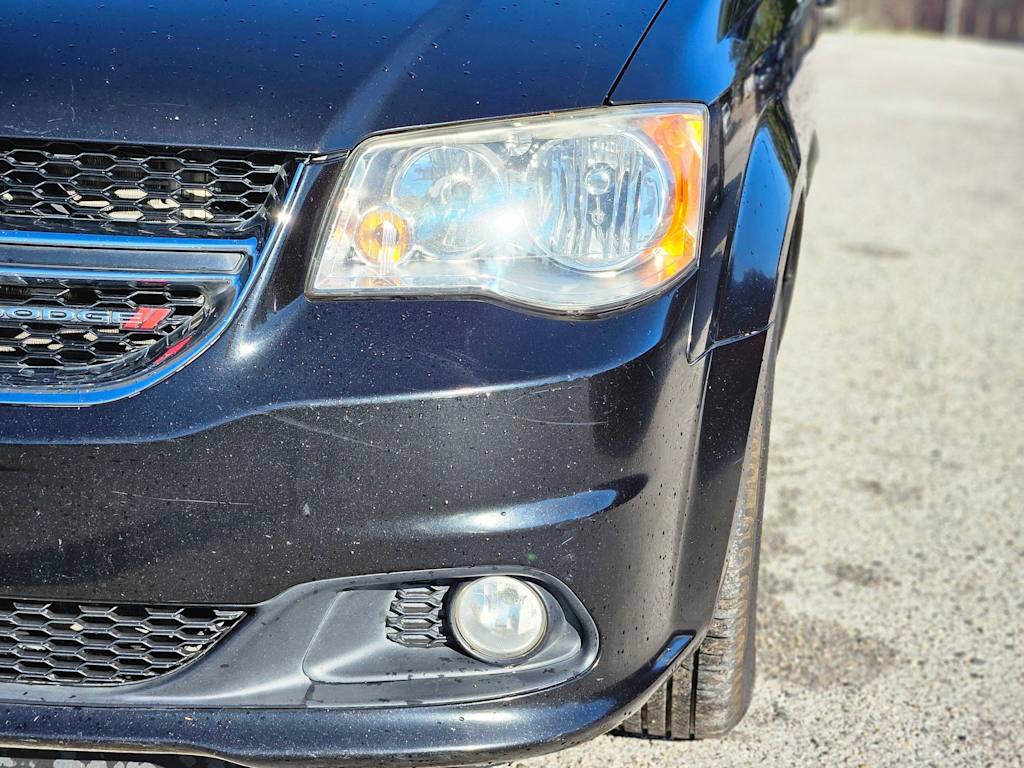 Thumbnail: 2017 Dodge Grand Caravan - 17