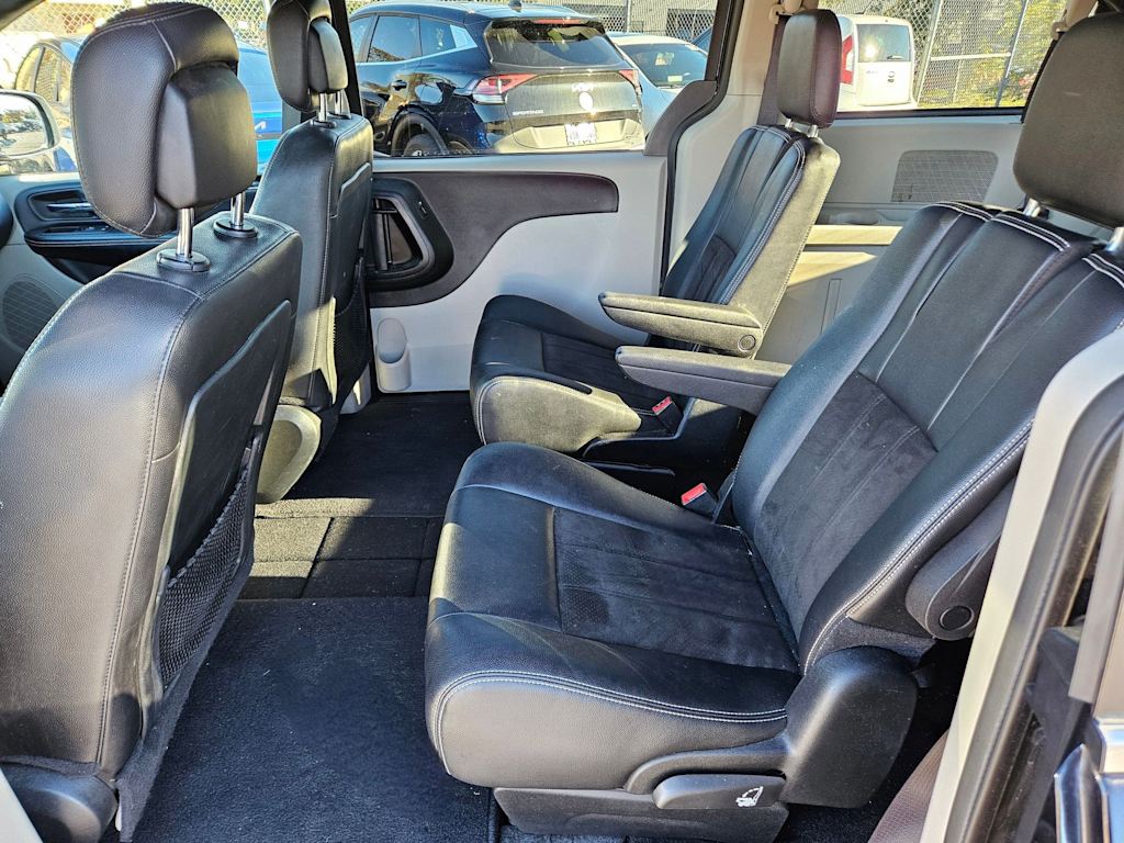 2019 Dodge Grand Caravan SXT 11