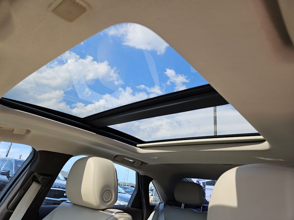 Thumbnail: 2014 Cadillac XTS - 25