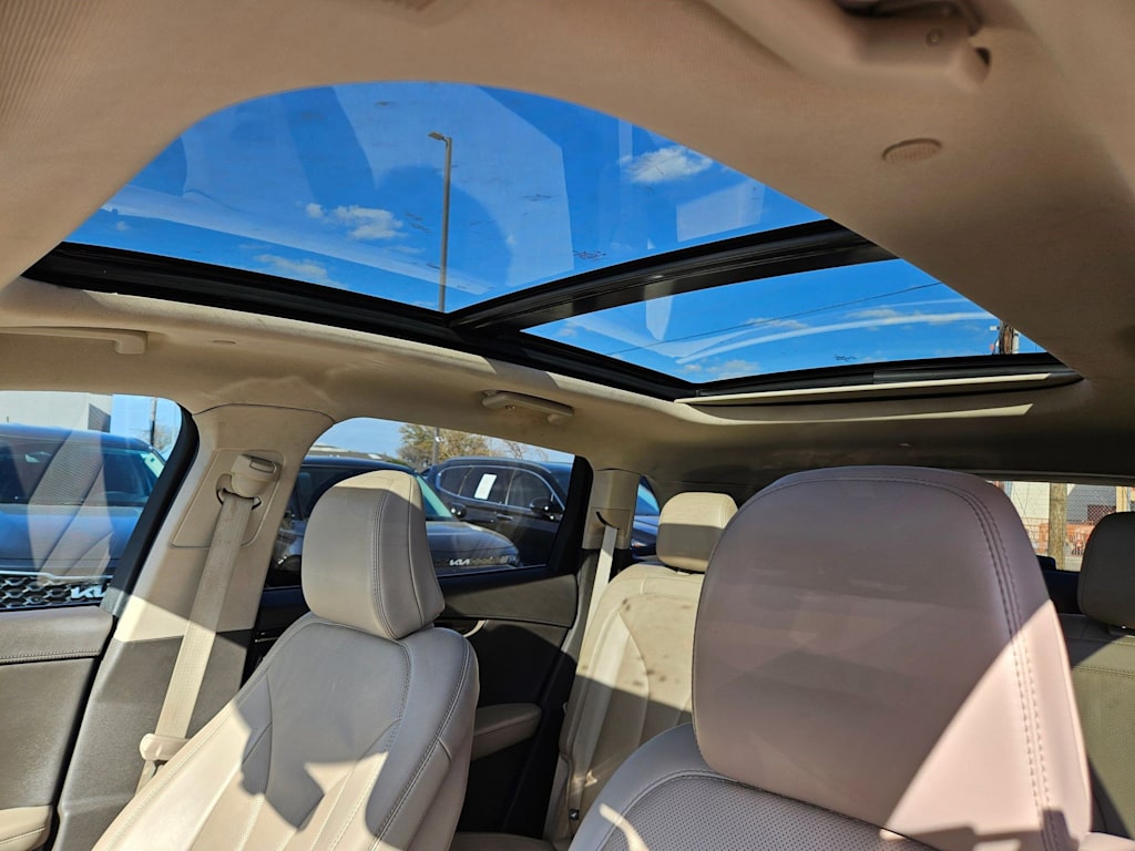 Thumbnail: 2022 Lincoln Nautilus - 24