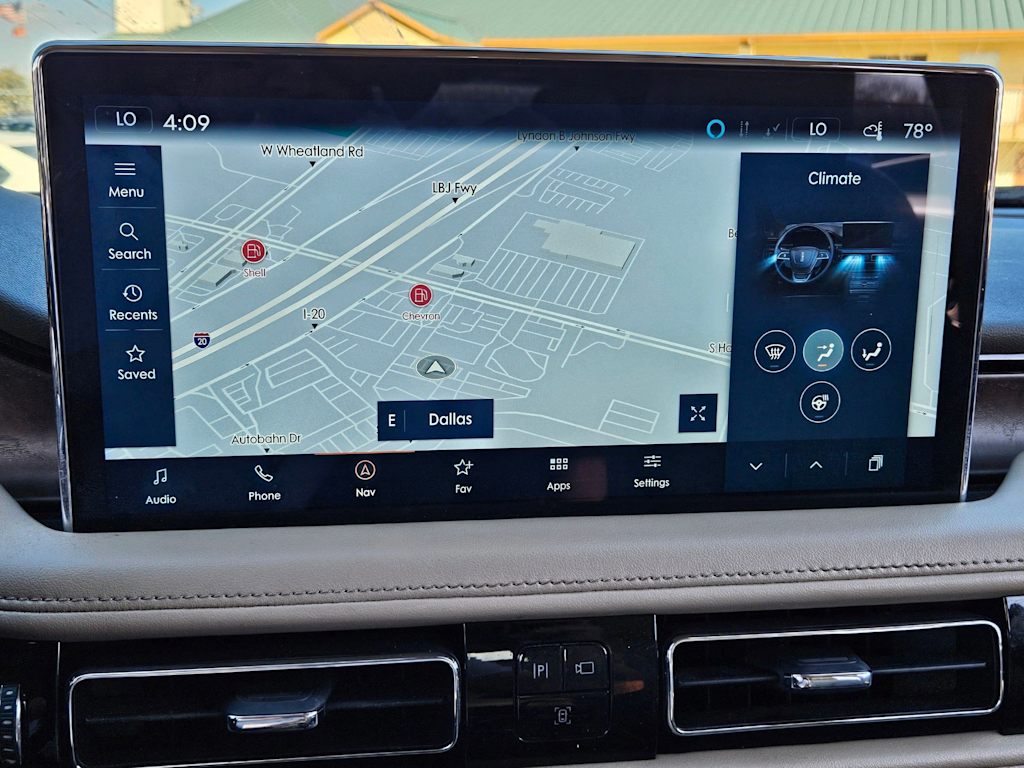 Thumbnail: 2022 Lincoln Nautilus - 28